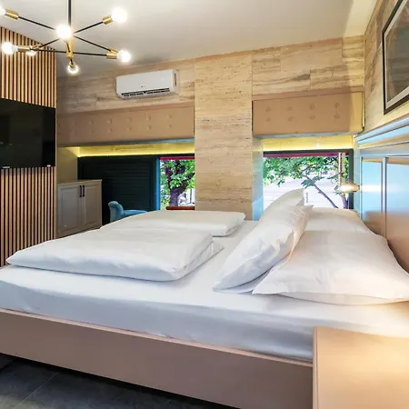 Bed & Breakfast Pazar 3*