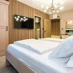 Pazar Bed and Breakfast Σπλιτ